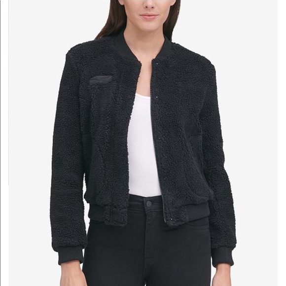 Levi's Jackets & Blazers - Levi’s teddy bomber jacket
